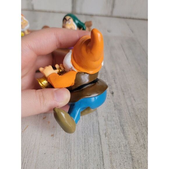 Snow White Seven Dwarves grumpy doc play set diamond mining toy set - Picture 6 of 11